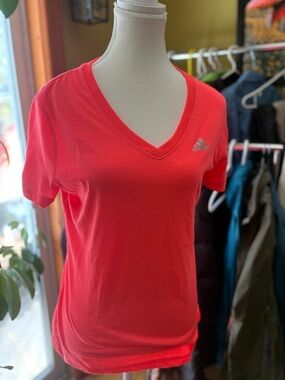 adidas Women’s Coral-Red V-Neck Short Sleeve Tee